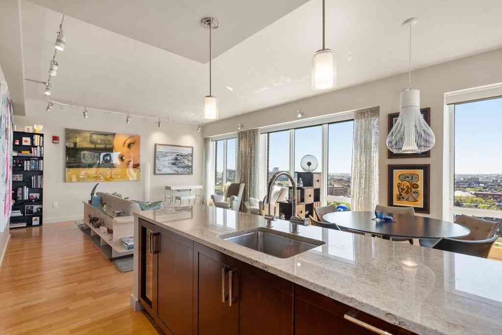 Condo For Sale - 400 Stuart Street #16E<br/> Boston, MA 02116