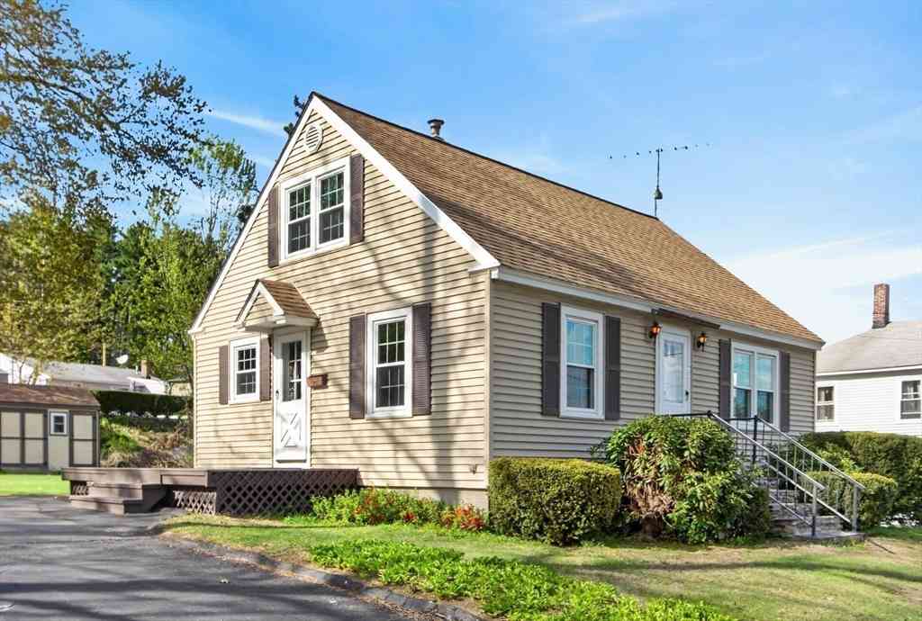 Homes For Sale - 75 Connors St<br/> Worcester County, Fitchburg, MA 01420