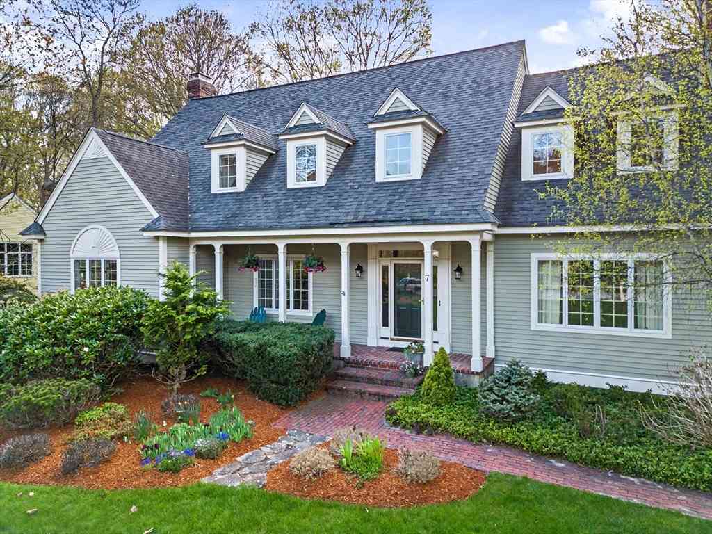 Homes For Sale - 7 Kimball Rd<br/> Middlesex County, Hopkinton, MA 01748