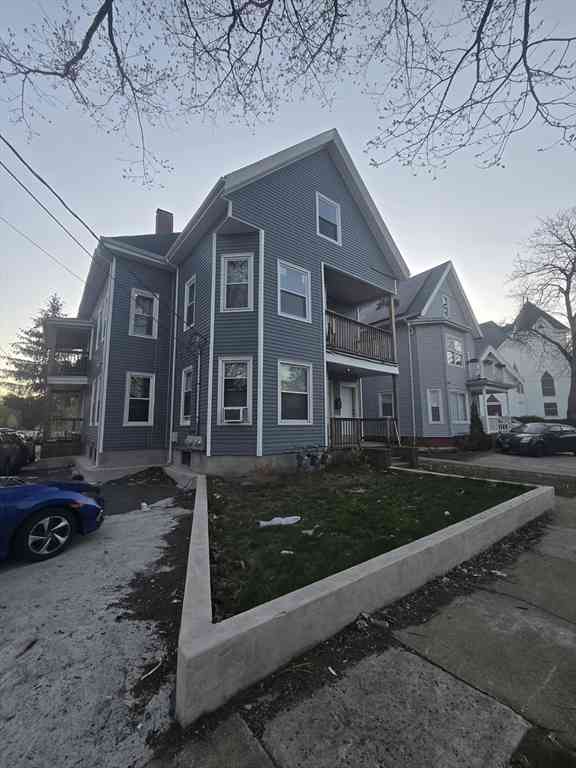 Apartment For Rent - 1185 Warren Ave #3<br/> Brockton, MA 02301
