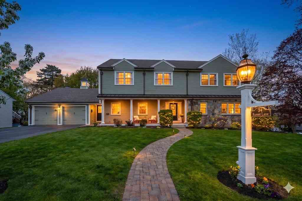 Homes For Sale - 34 Russett Ln<br/> Melrose, MA 02176