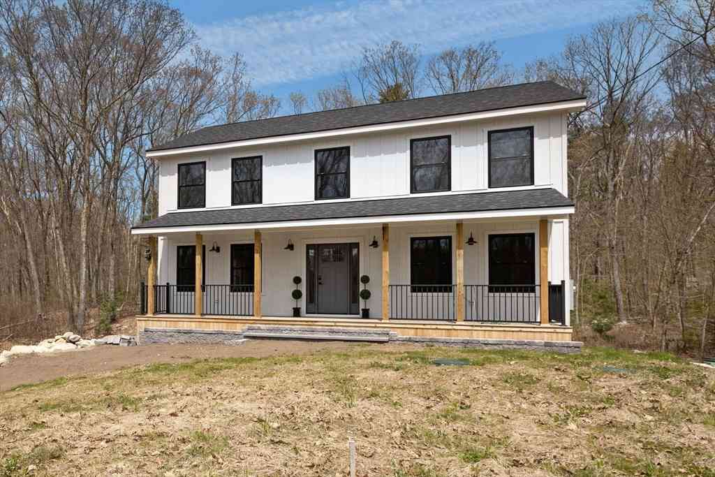 Homes For Sale - 130 Se Main St<br/> Worcester County, Douglas, MA 01516