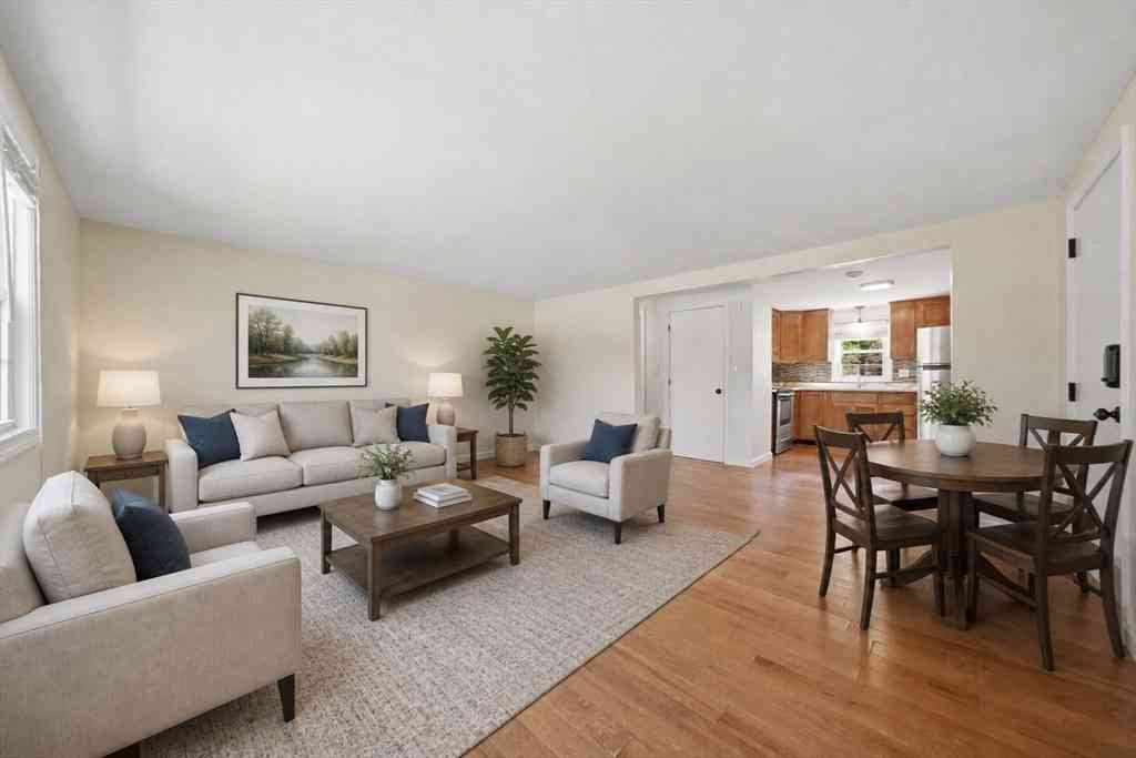 Condo For Sale - 206 Western Ave #C<br/> Essex, MA 01929