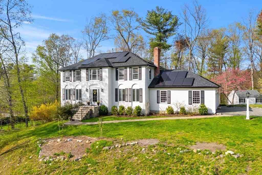 Homes For Sale - 4 Greybirch Rd<br/> Andover, MA 01810
