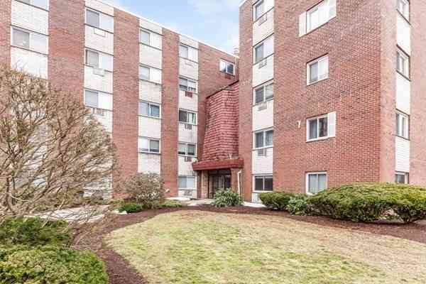 Condo For Rent - 215 Winter #2F<br/> Weymouth, MA 02188