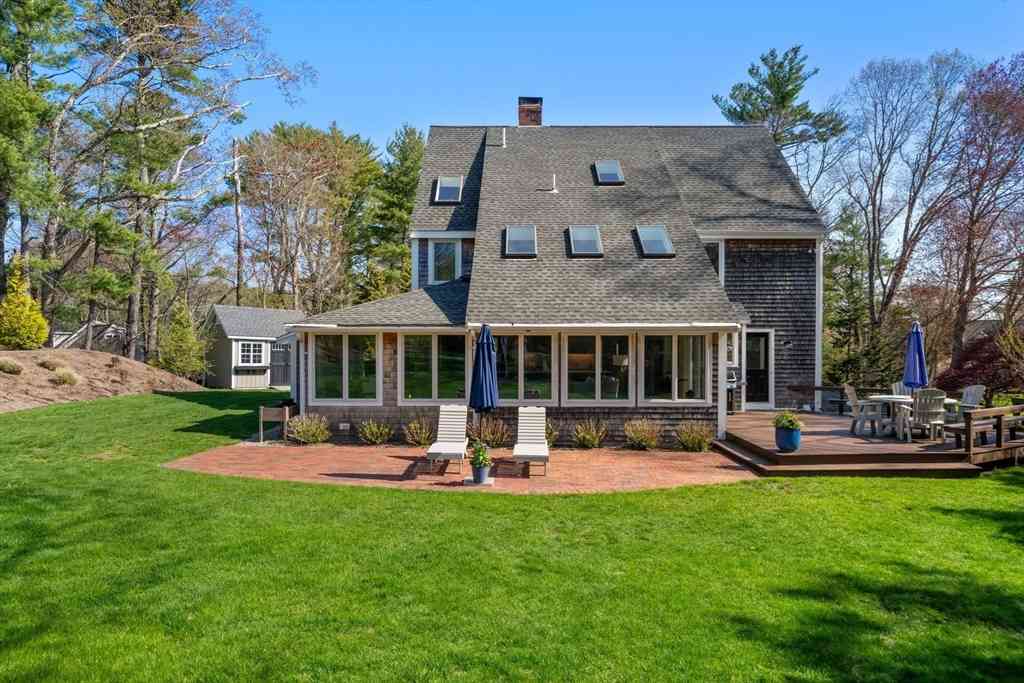 Homes For Sale - 19 Saltmeadow Ln<br/> Duxbury, MA 02332