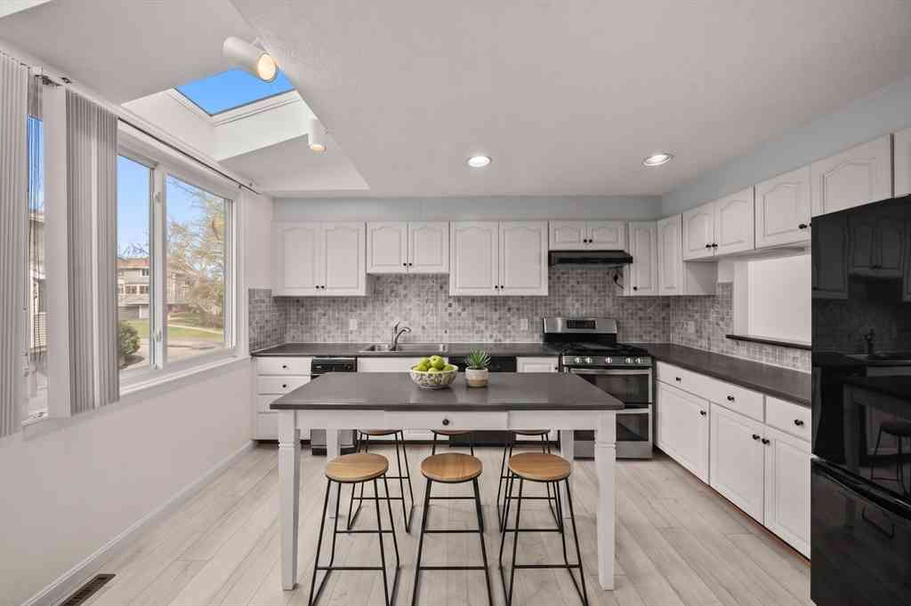 Condo For Sale - 255 North Rd #10<br/> Chelmsford, MA 01824