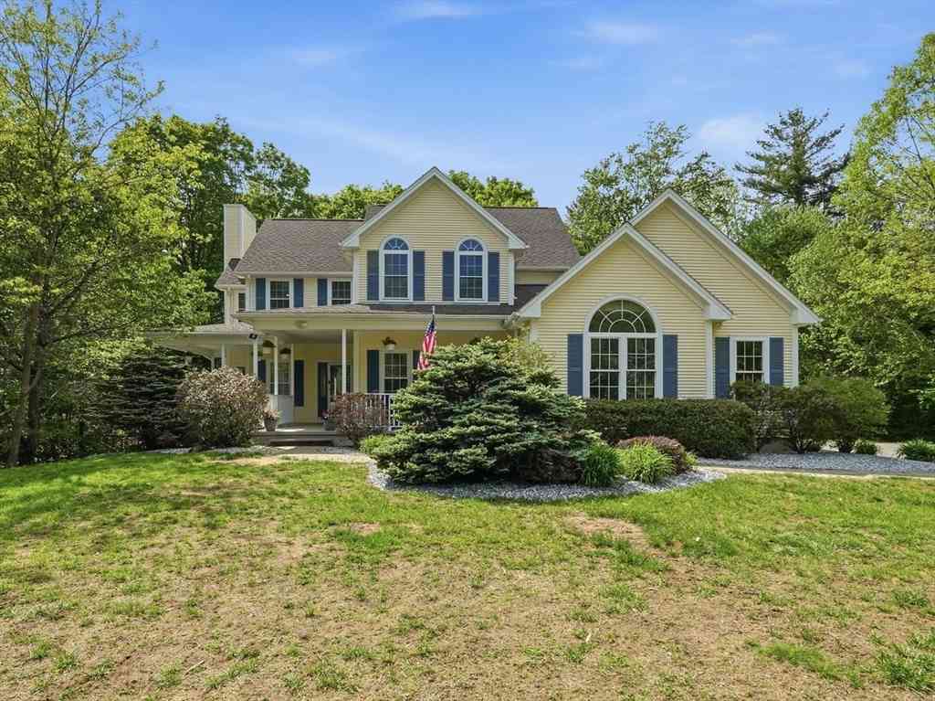 Homes For Sale - 81 Sheffield Dr<br/> Hampshire County, Belchertown, MA 01007