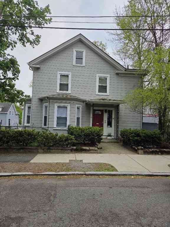Condo For Rent - 18-26 Bowen Street #1<br/> Newton, MA 02459