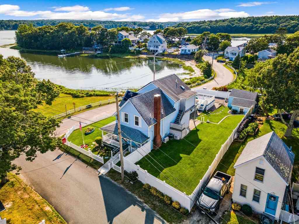 Homes For Sale - 27 West Blvd<br/> Wareham, MA 02558