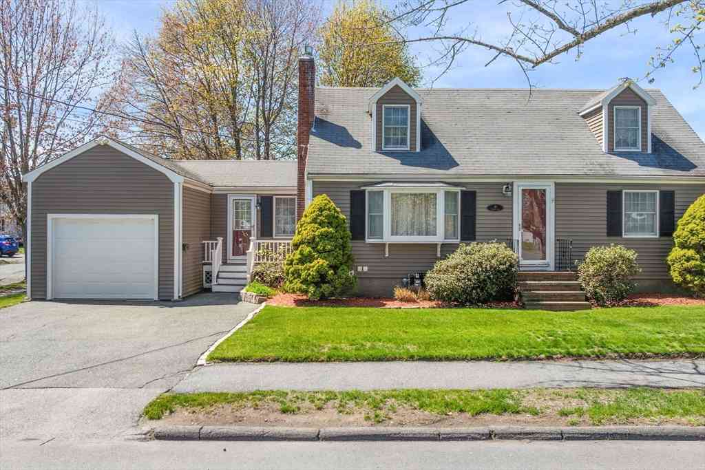 Homes For Sale - 30 Walter Rd<br/> Danvers, MA 01923