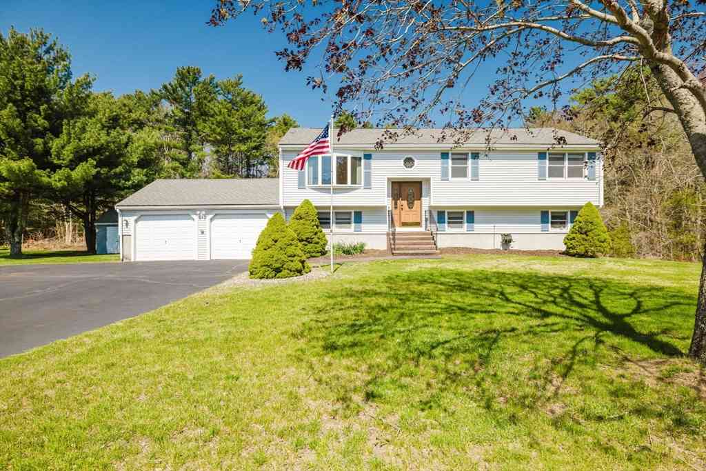 Homes For Sale - 50 Kathy Cir<br/> Bridgewater, MA 02324