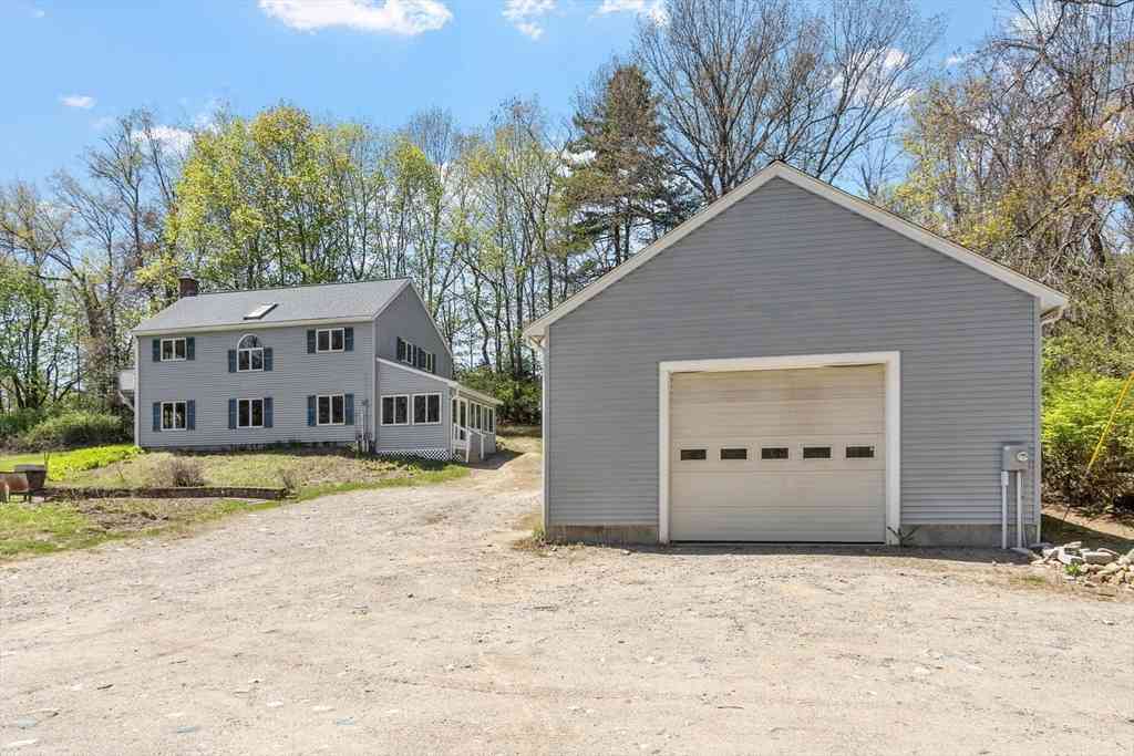 Homes For Sale - 14 Wright Rd<br/> Middlesex County, Ashby, MA 01431