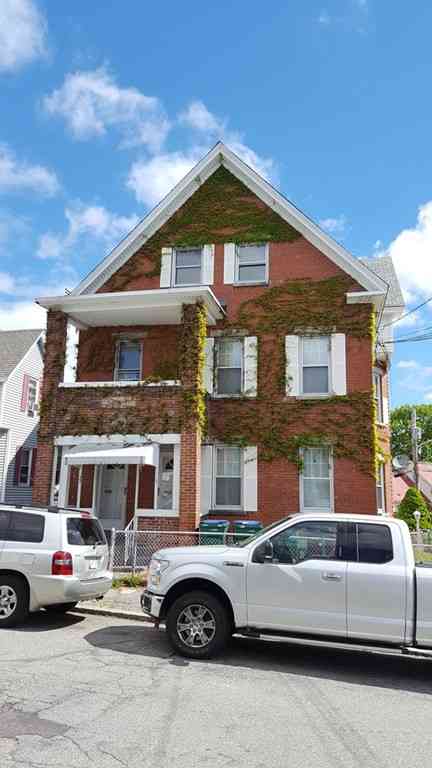 Apartment For Rent - 1 Dracut Street<br/> Lowell, MA 01854