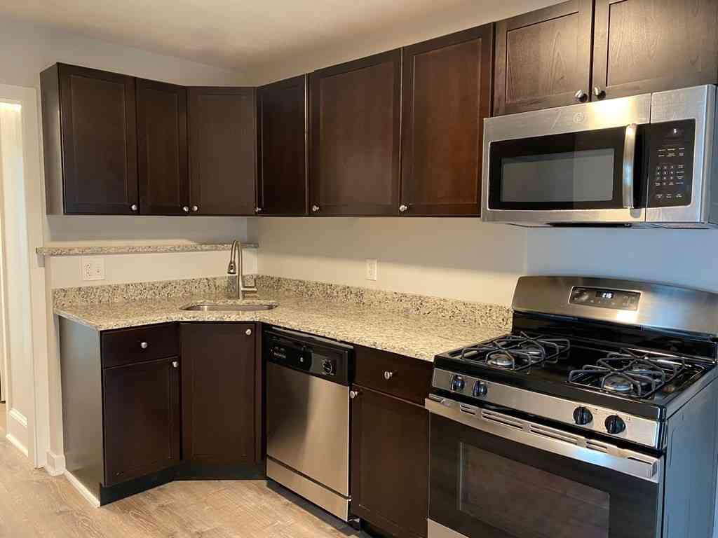 Apartment For Rent - 200 Congress Ave #3<br/> Chelsea, MA 02150
