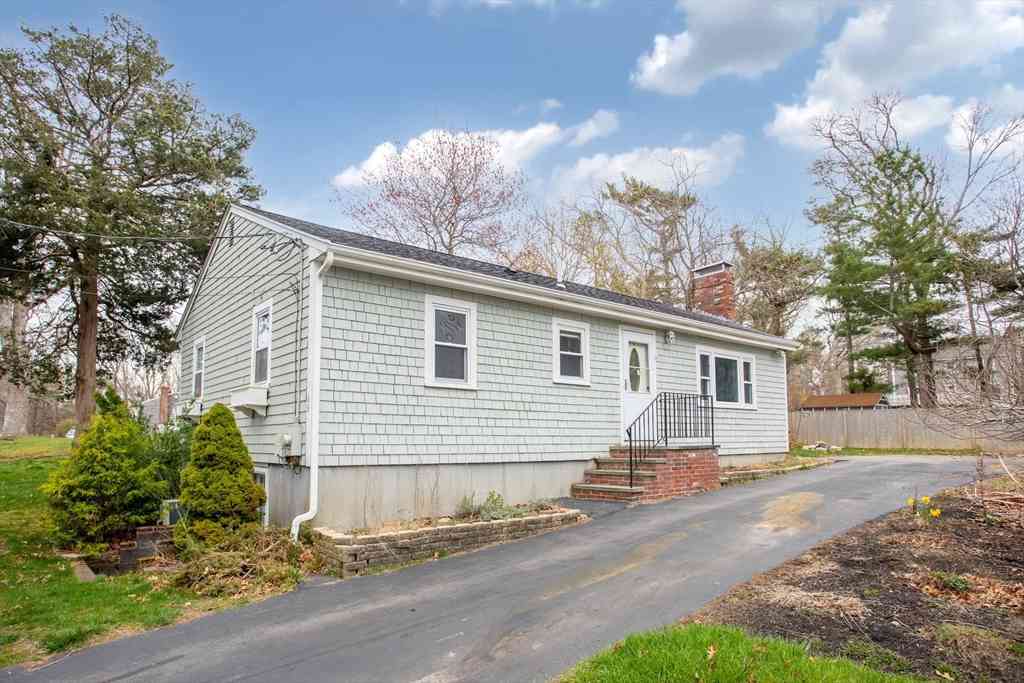 Homes For Sale - 29 Arboretum Rd<br/> Plymouth, MA 02360