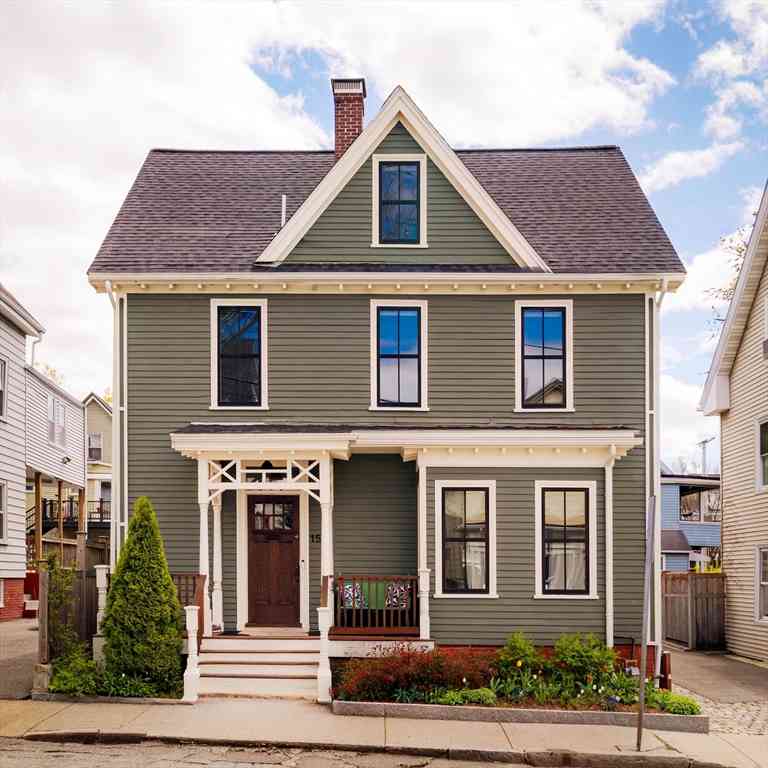Homes For Sale - 15 Loring Street<br/> Somerville, MA 02143