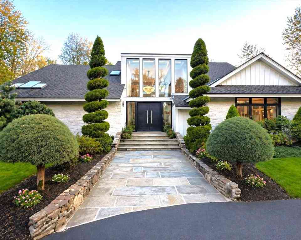 Homes For Sale - 34 Tennyson<br/> Longmeadow, MA 01106