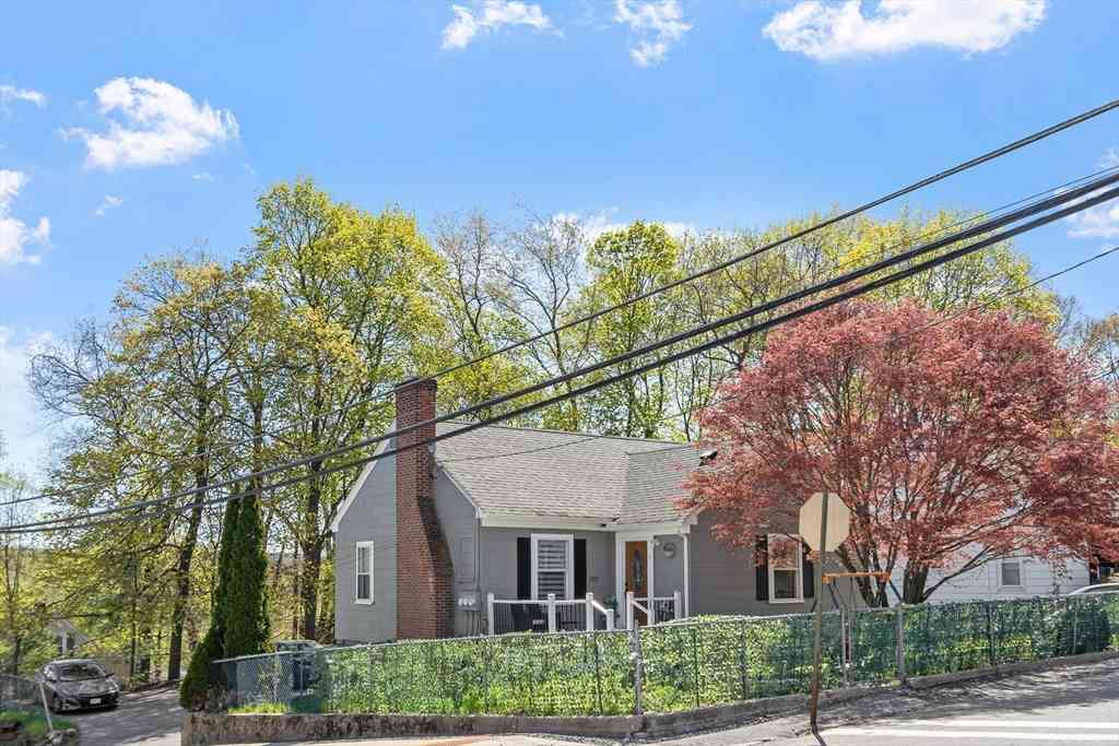 Homes For Sale - 159 East St<br/> Fitchburg, MA 01420