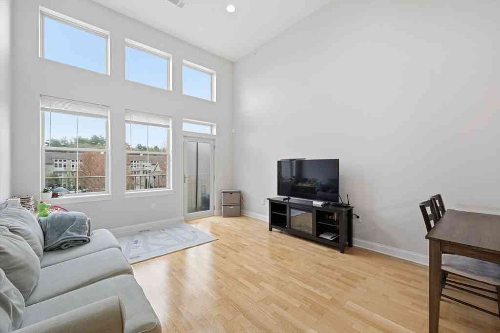 Condo For Sale - 3 Harvest Dr #310<br/> Essex County, North Andover, MA 01845