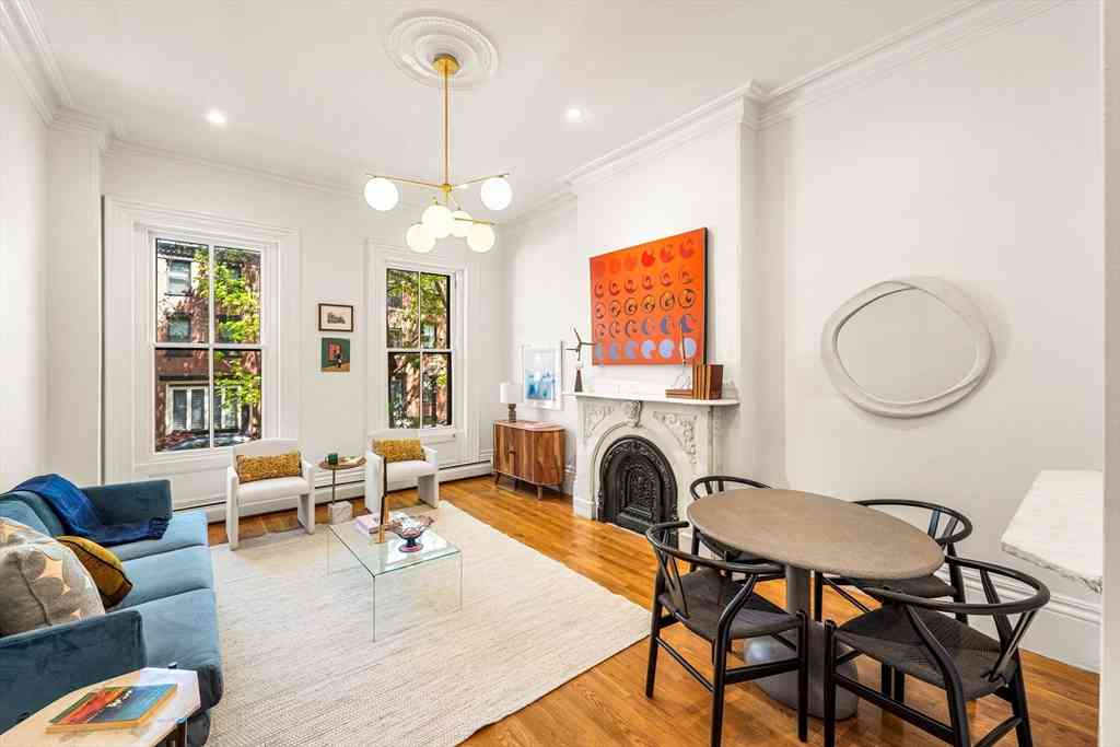 Condo For Sale - 198 W Springfield #2<br/> Boston, MA 02118