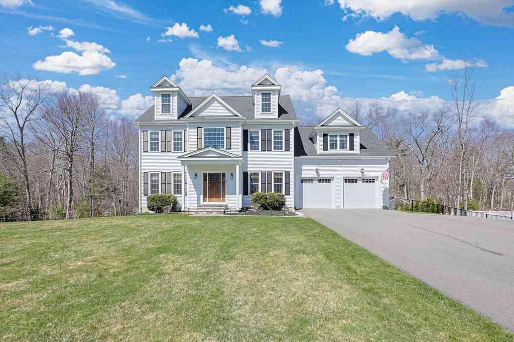 Homes For Sale - 9 Puffer Drive<br/> Worcester County, Mendon, MA 01756