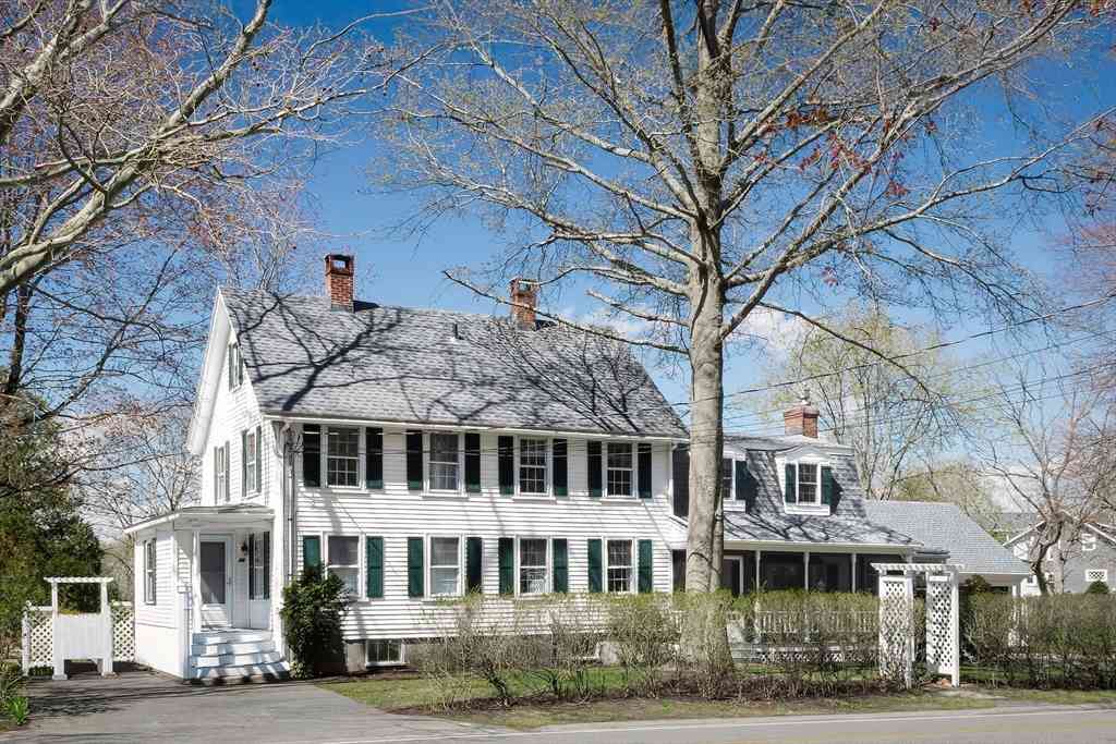 Homes For Sale - 31 Argilla Rd<br/> Essex County, Ipswich, MA 01938