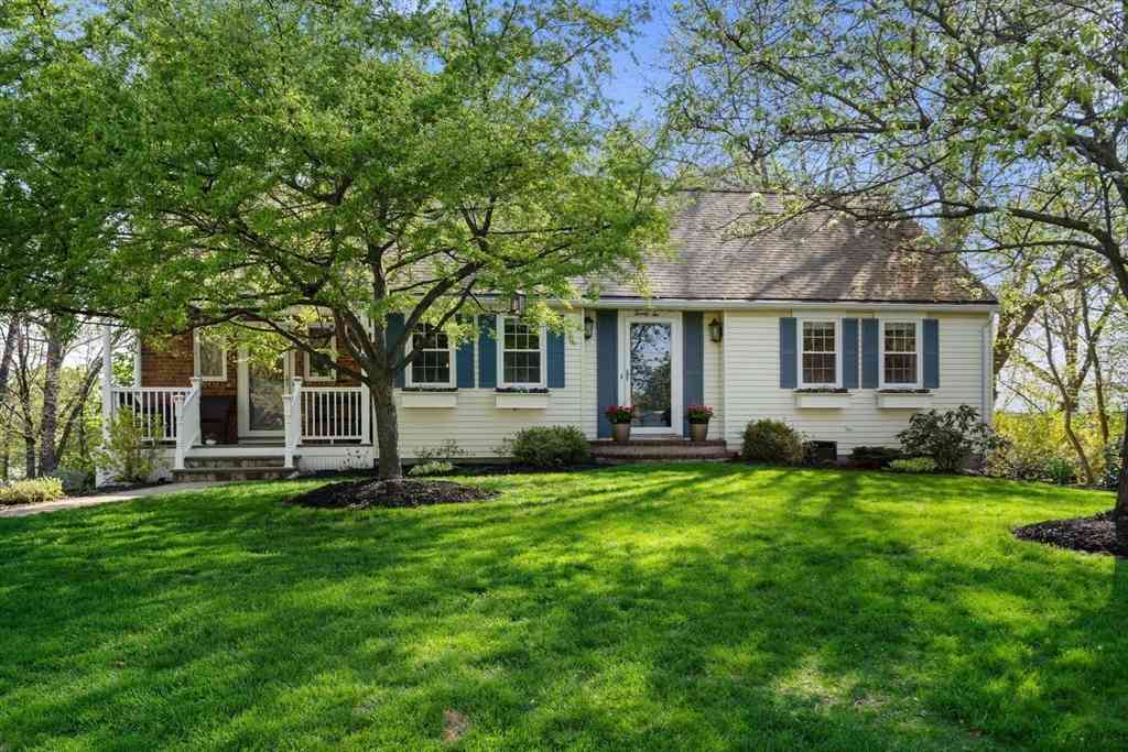 Homes For Sale - 22 Crest Rd<br/> Framingham, MA 01702