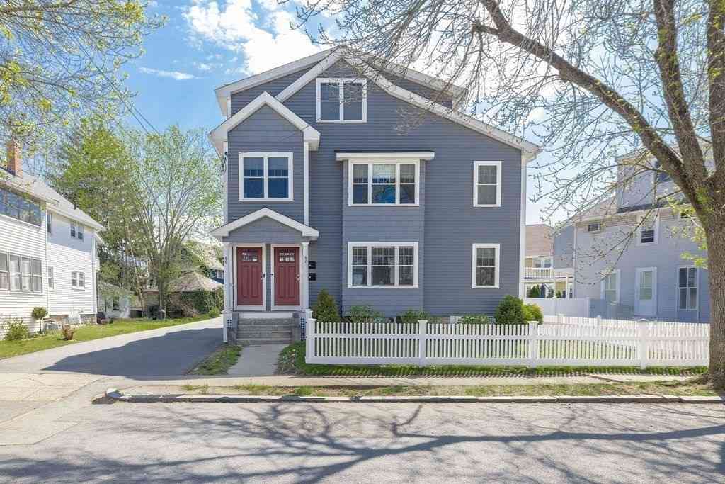 Condo For Sale - 60-62 Maynard St #1<br/> Arlington, MA 02474