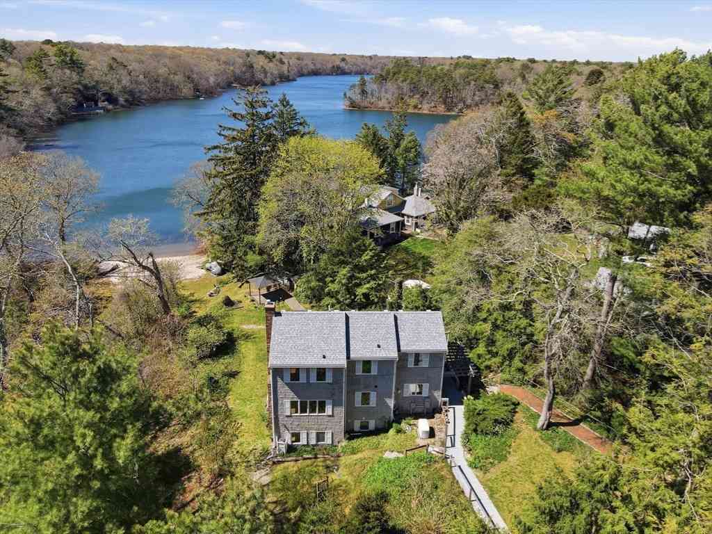 Homes For Sale - 763 Santuit Newtown Rd<br/> Barnstable, MA 02648