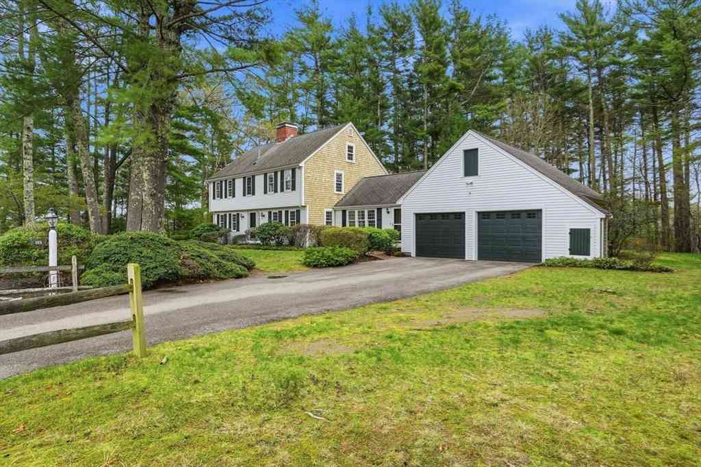 Homes For Sale - 153 Buckboard Rd.<br/> Duxbury, MA 02332