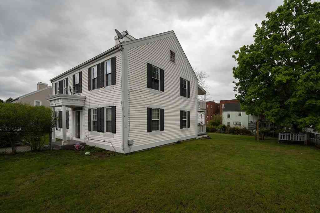 Multifamily For Rent - 60 N East St<br/> Holyoke, MA 01040