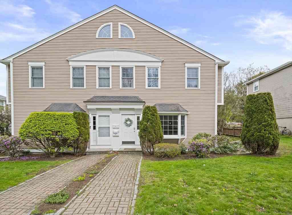 Condo For Sale - 292 Lagrange Street #292<br/> Newton, MA 02467