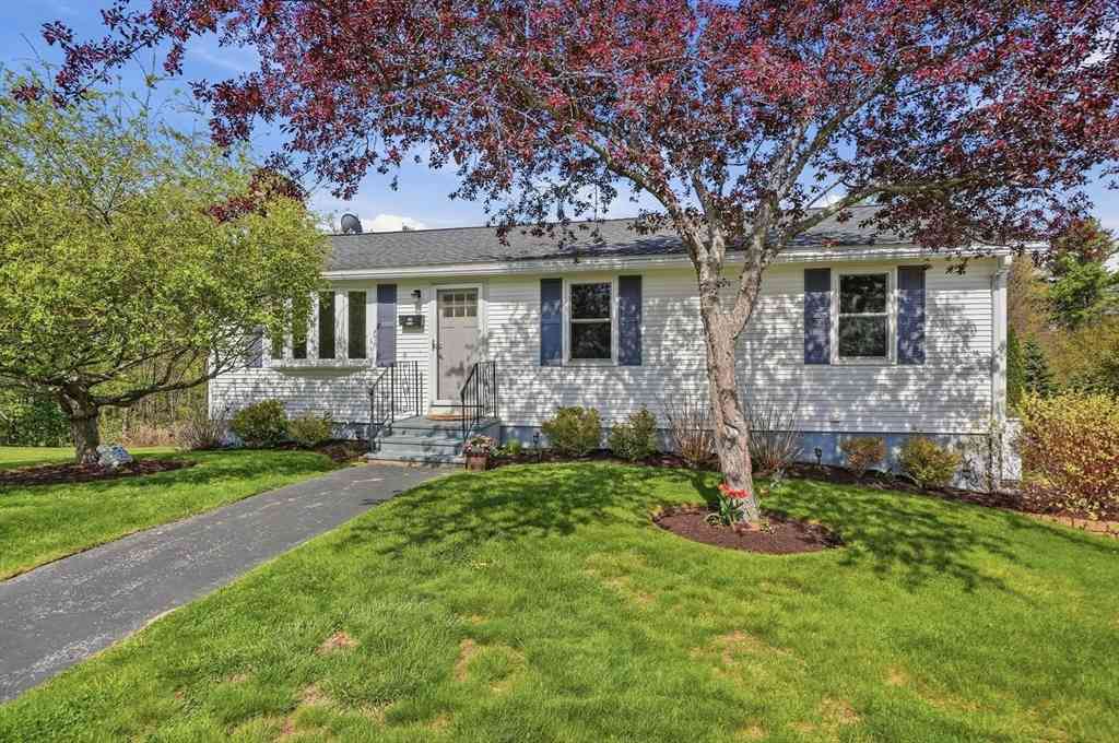 Homes For Sale - 124 Wedgewood Road<br/> Worcester, MA 01602