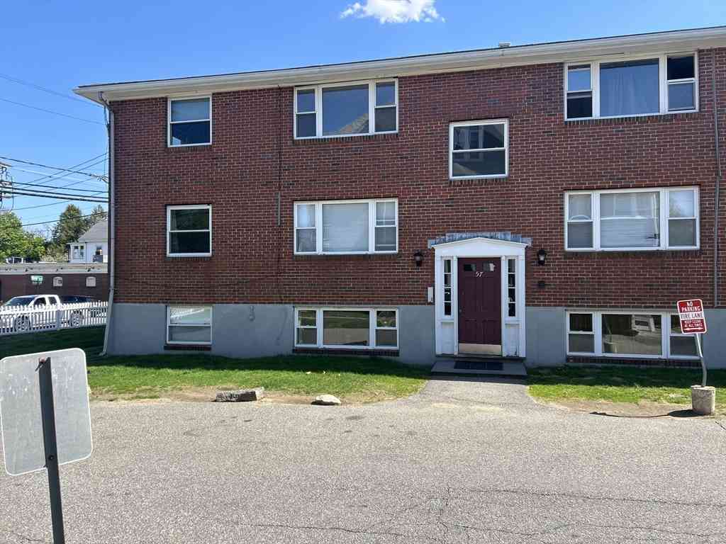Apartment For Rent - 57 Newbury Ave. #3<br/> Quincy, MA 02171