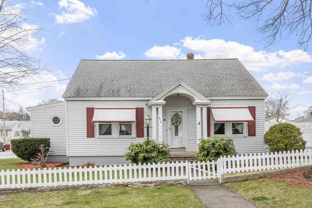 Homes For Sale - 210 7th Avenue<br/> Lowell, MA 01854