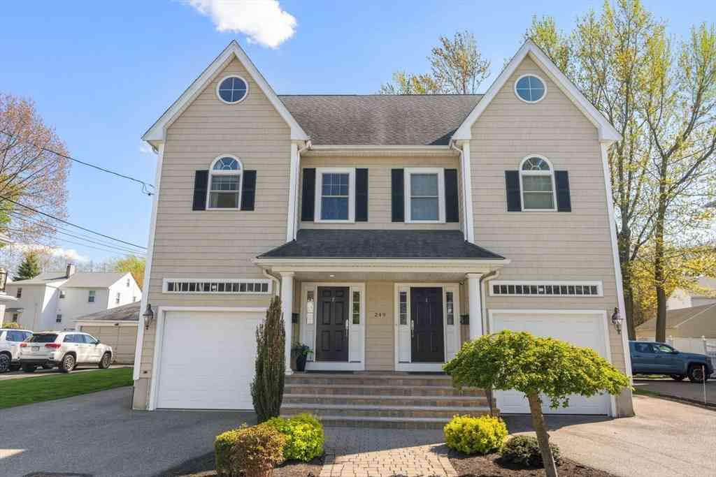 Homes For Sale - 249 Robbins Street<br/> Waltham, MA 02453