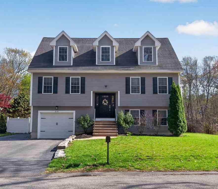 Homes For Sale - 219 River Rd<br/> Middlesex County, Tewksbury, MA 01876