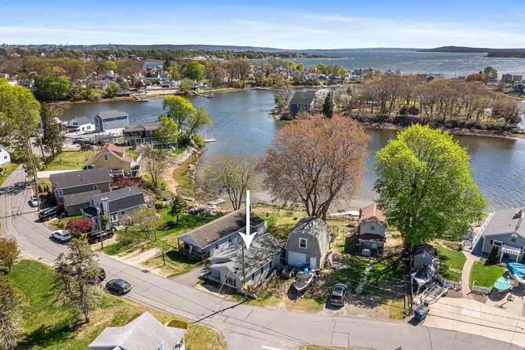Homes For Sale - 126 Ocean View Ave<br/> Bristol County, Swansea, MA 02777