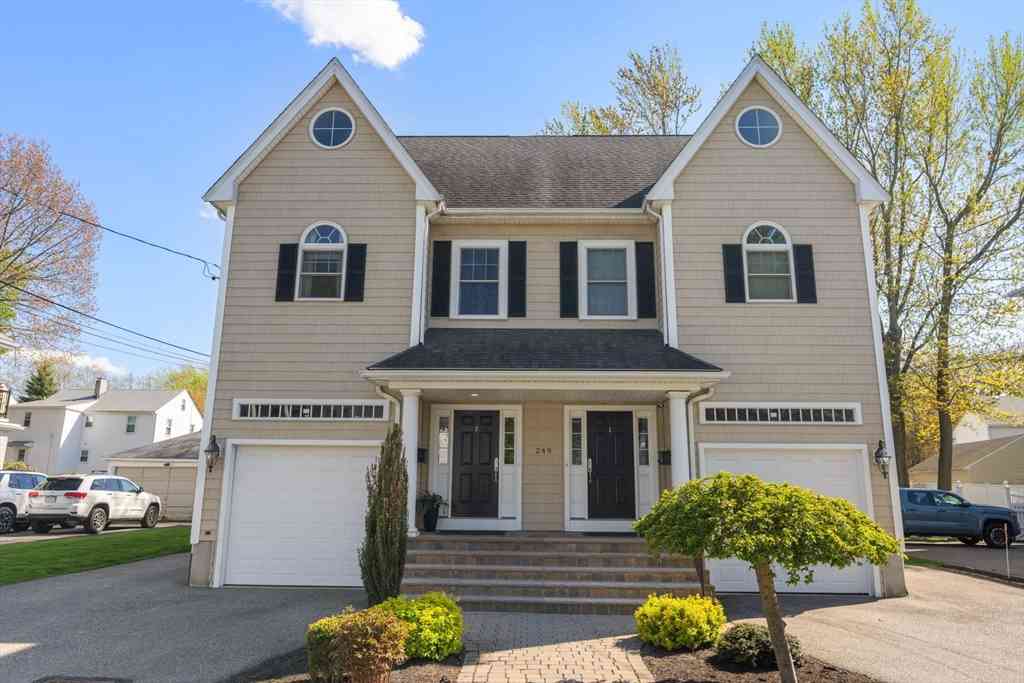 Condo For Sale - 249 Robbins Street #2<br/> Waltham, MA 02453