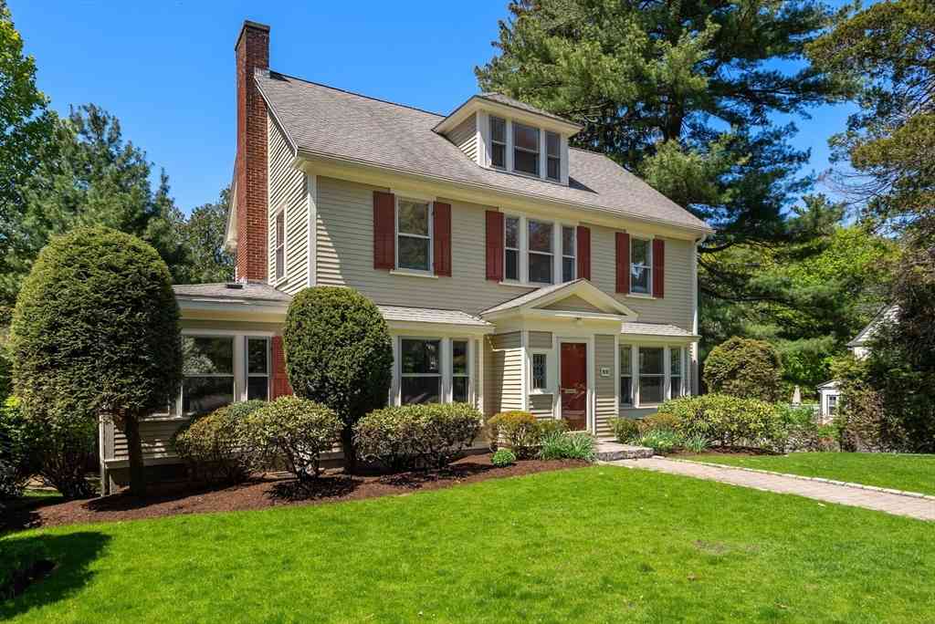 Homes For Sale - 89 Beaumont Ave<br/> Newton, MA 02460
