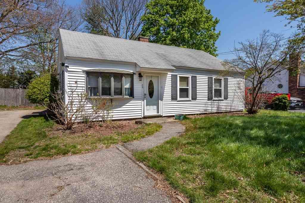 Homes For Sale - 20 Rayburn Rd<br/> Norfolk County, Stoughton, MA 02072
