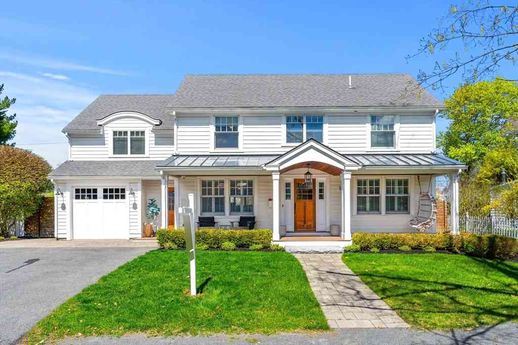 Homes For Sale - 18 Rose Ave<br/> Marblehead, MA 01945