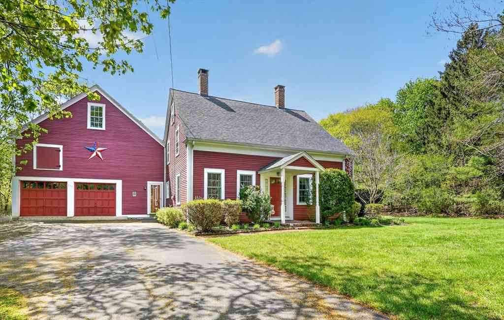Homes For Sale - 374 Dover Road<br/> Norfolk County, Westwood, MA 02090