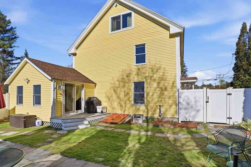 Homes For Sale - 397 Concord Rd<br/> Middlesex County, Billerica, MA 01821