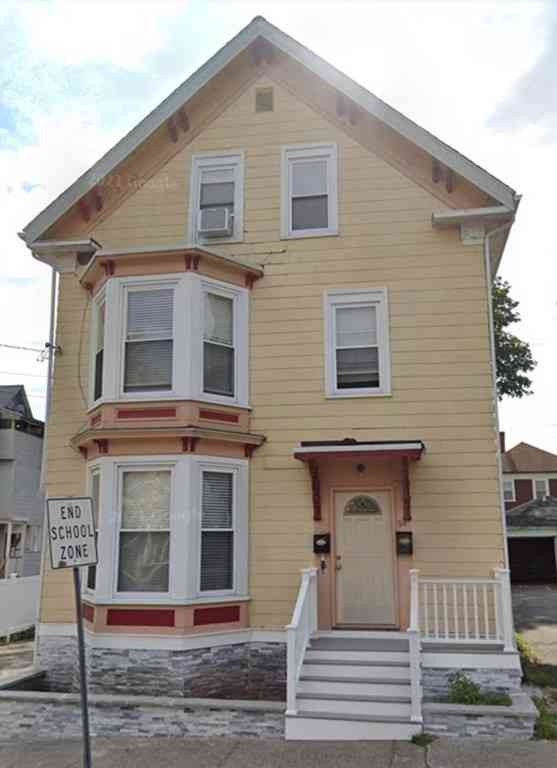 Apartment For Rent - 94 Rockaway St #1<br/> Lynn, MA 01902