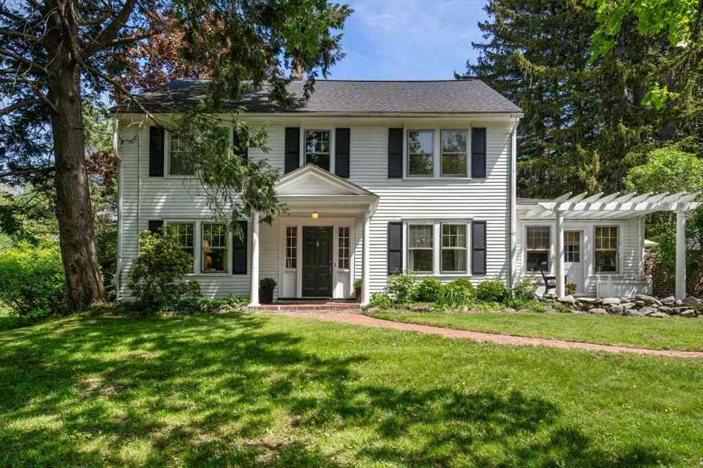 Homes For Sale - 96 Hudson Rd<br/> Sudbury, MA 01776