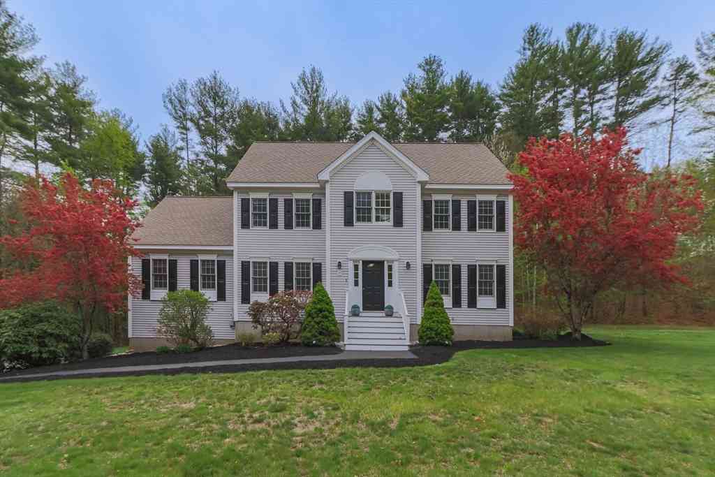 Homes For Sale - 37 Allens Trail<br/> Middlesex County, Groton, MA 01450