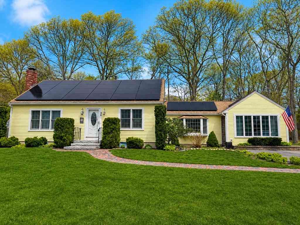 Homes For Sale - 38 Kiahs Way<br/> Barnstable County, Sandwich, MA 02537