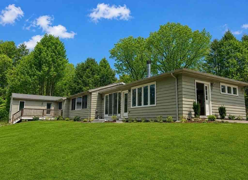 Homes For Sale - 7 Longmeadow Road<br/> Weston, MA 02493
